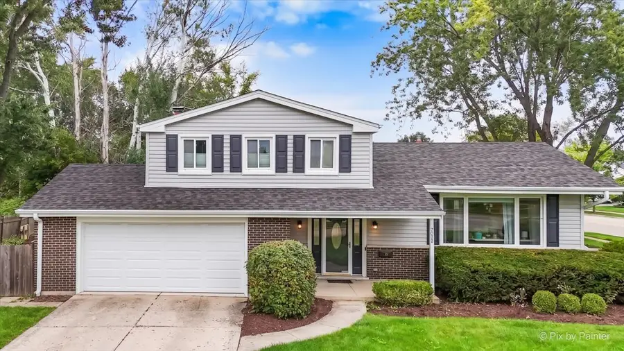 2012 N Kennicott Drive, Arlington Heights, IL 60004 - #2