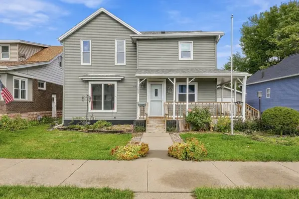 608 3rd Avenue, Clinton, IA 52732