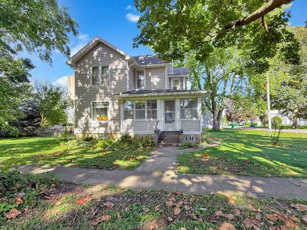 223 E Franklin Street, Franklin Grove, IL 61031