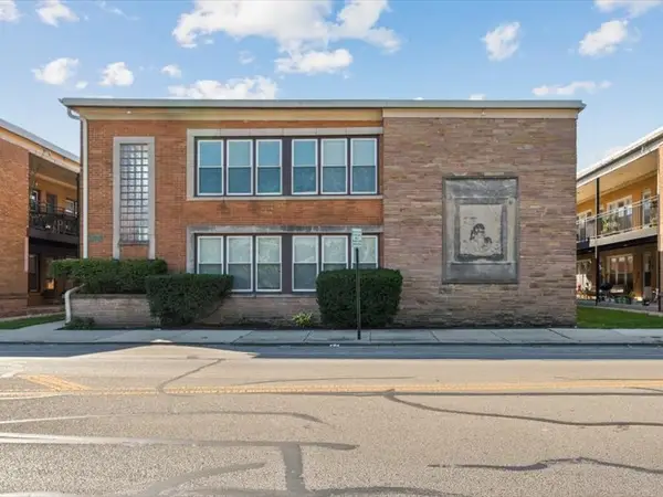 7221 Division Street #5, River Forest, IL 60305