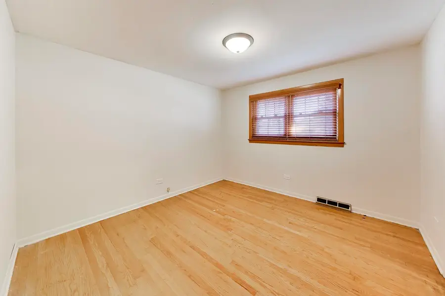 6544 W 84th Street, Burbank, IL 60459 - #3