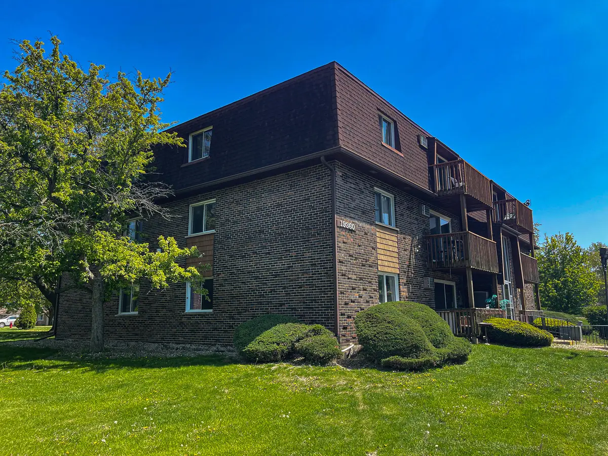 19360 Wolf Road #8, Mokena, IL 60448 - #1
