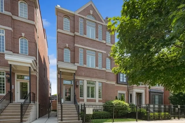 2743 N Lakewood Avenue #3, Chicago, IL 60614 - #1