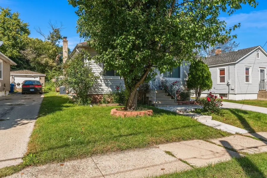 917 Mason Avenue, Aurora, IL 60506 - #2