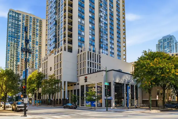 1122 N Clark Street #3202, Chicago, IL 60610