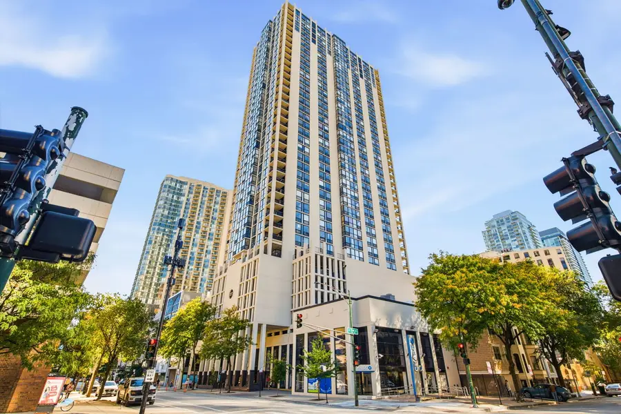 1122 N Clark Street #3202, Chicago, IL 60610 - #2