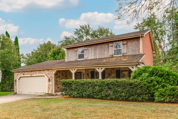 705 Royal Glen Drive, Cary, IL 60013