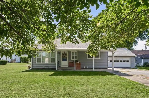 205 E Jefferson Street, Philo, IL 61864