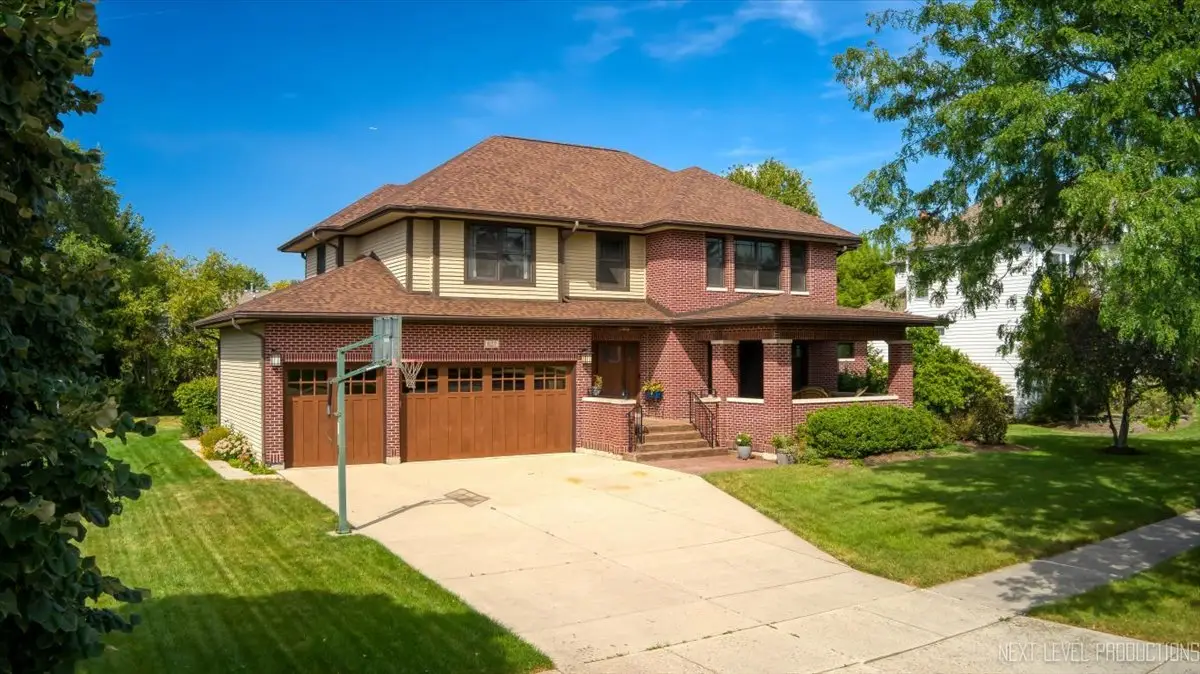 627 Ritter Drive, Batavia, IL 60510 - #1