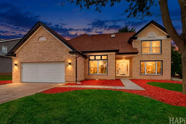 275 Farmhill Drive, Algonquin, IL 60102
