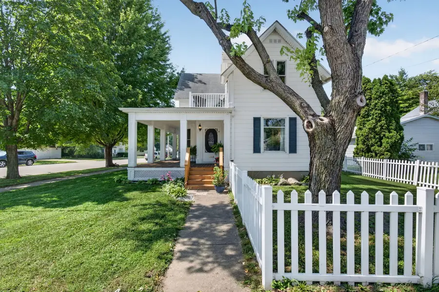 105 N Main St, Seneca, IL 61360 - #3