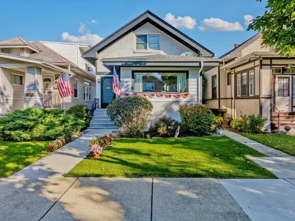 5210 W Dakin Street, Chicago, IL 60641