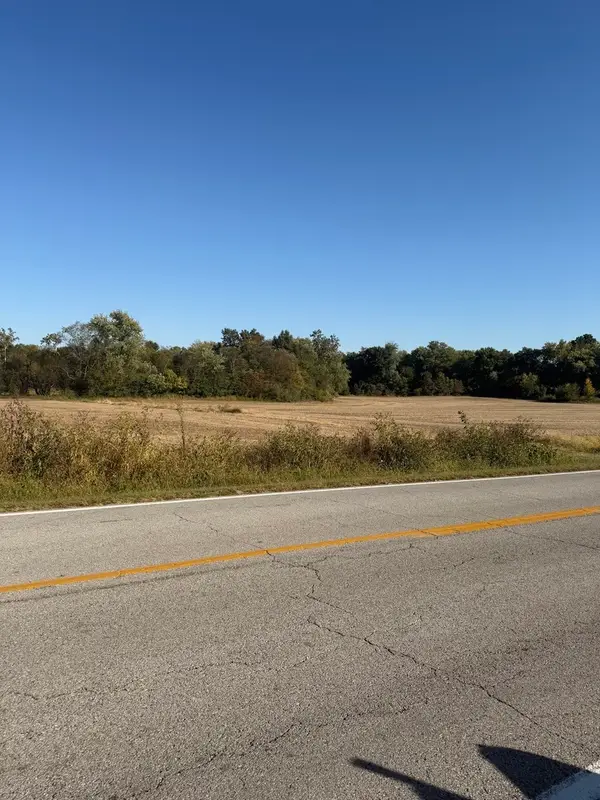 000 White Walnut Road, Pinckneyville, IL 62274