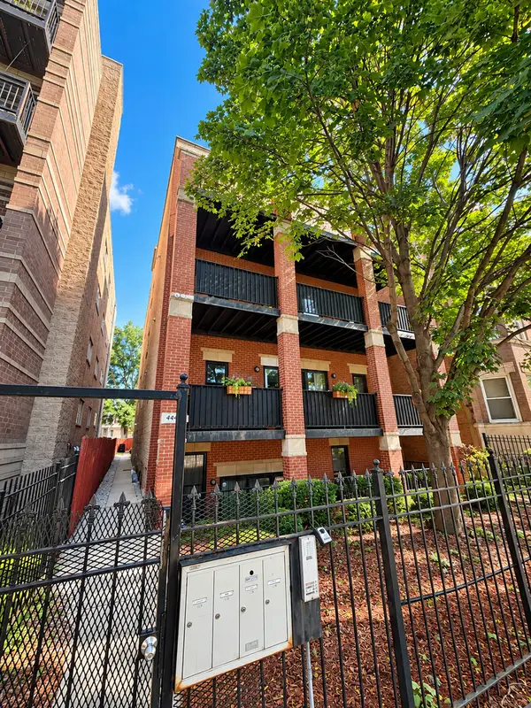 4447 S Indiana Avenue #1R, Chicago, IL 60653