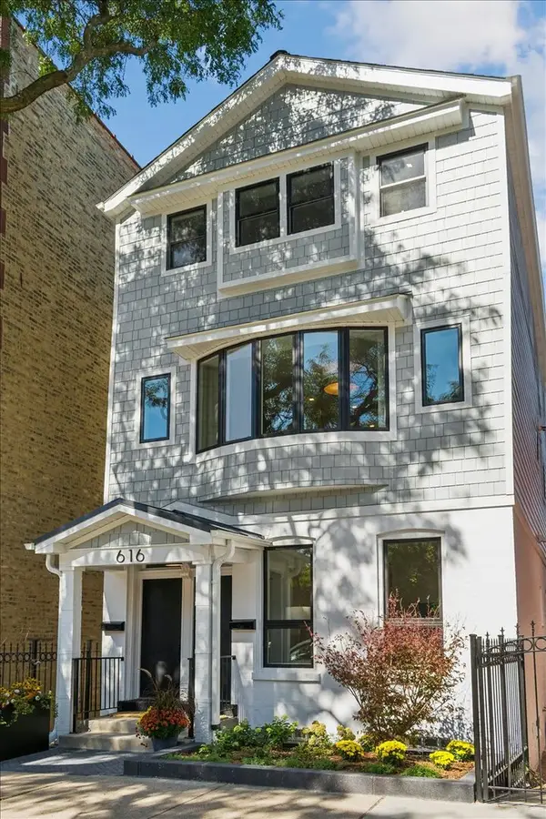 616 W Willow Street, Chicago, IL 60614