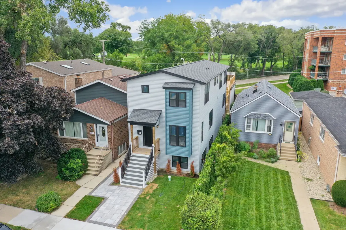 6672 W Montrose Avenue, Harwood Heights, IL 60706 - #1