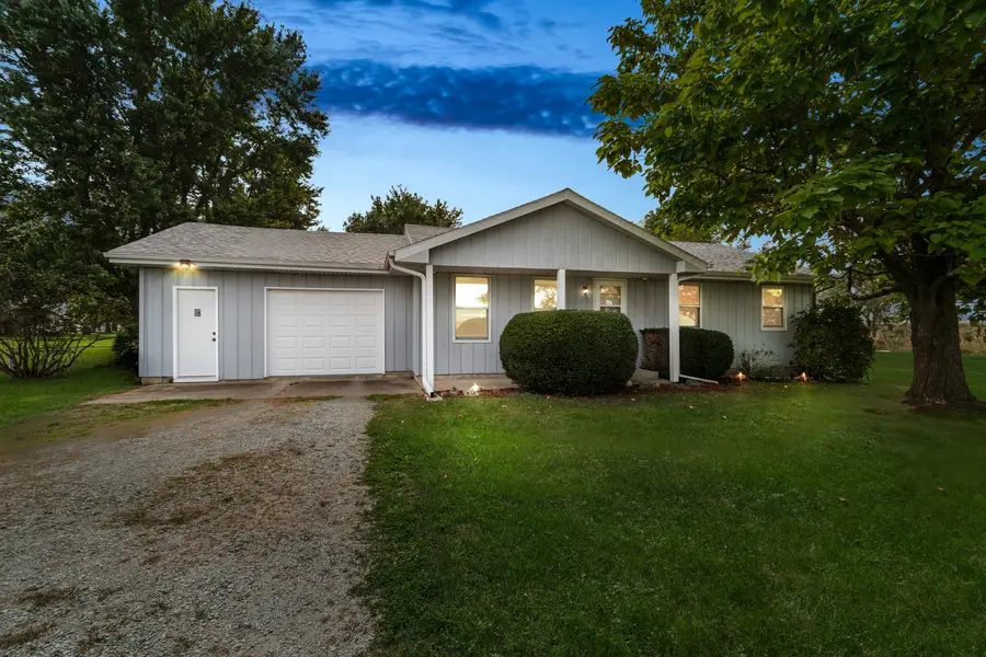 812 W 3rd Street, Gilman, IL 60938 - #2