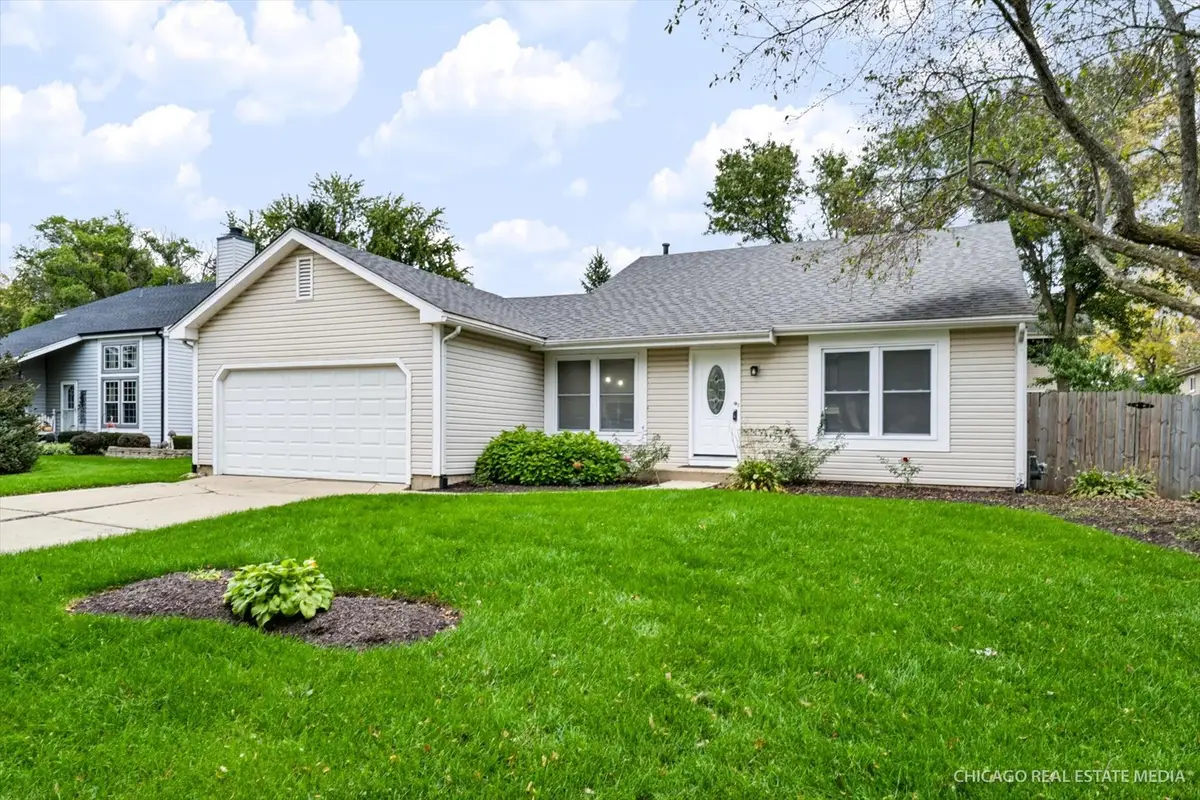 985 Ridgewood Lane, Crystal Lake, IL 60014 - #1