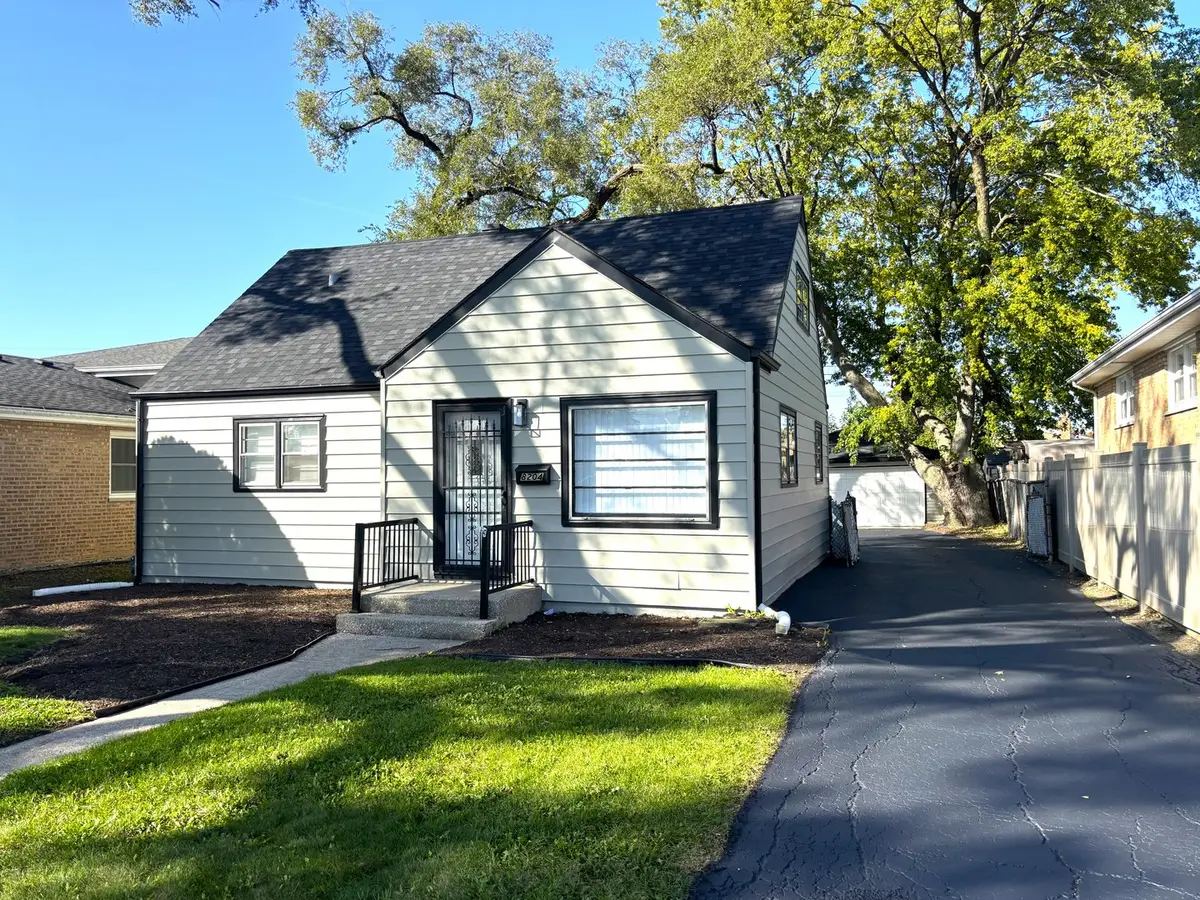 8204 Austin Avenue, Burbank, IL 60459 - #1
