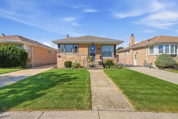 2416 Ernst Street, Franklin Park, IL 60131