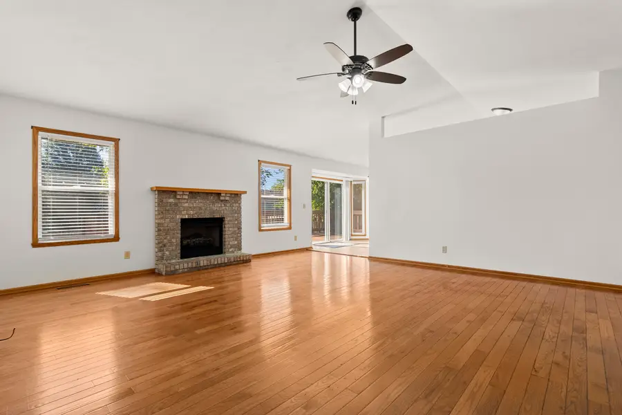 307 White Oak Drive, Poplar Grove, IL 61065 - #2
