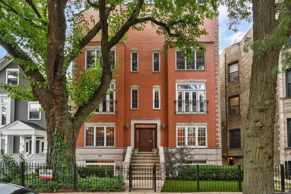 3306 N Clifton Avenue #3N, Chicago, IL 60657