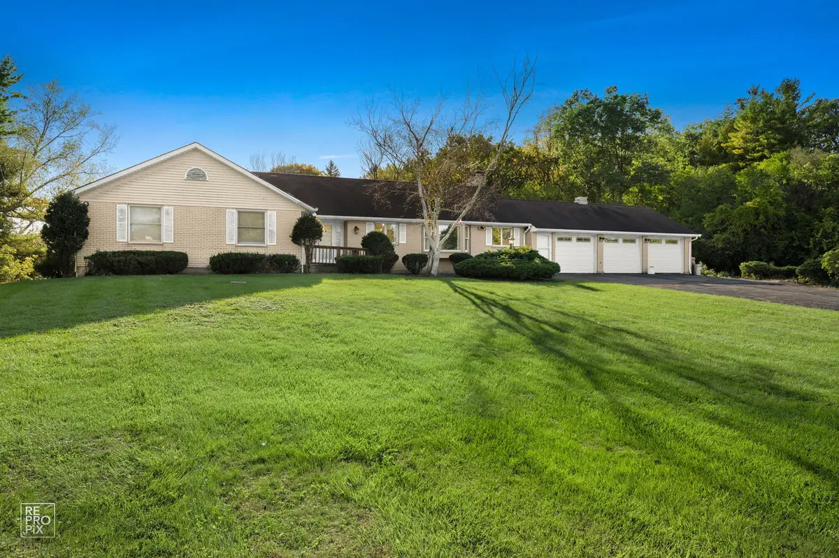 24844 N Cherokee Drive, Lake Barrington, IL 60010 - #1