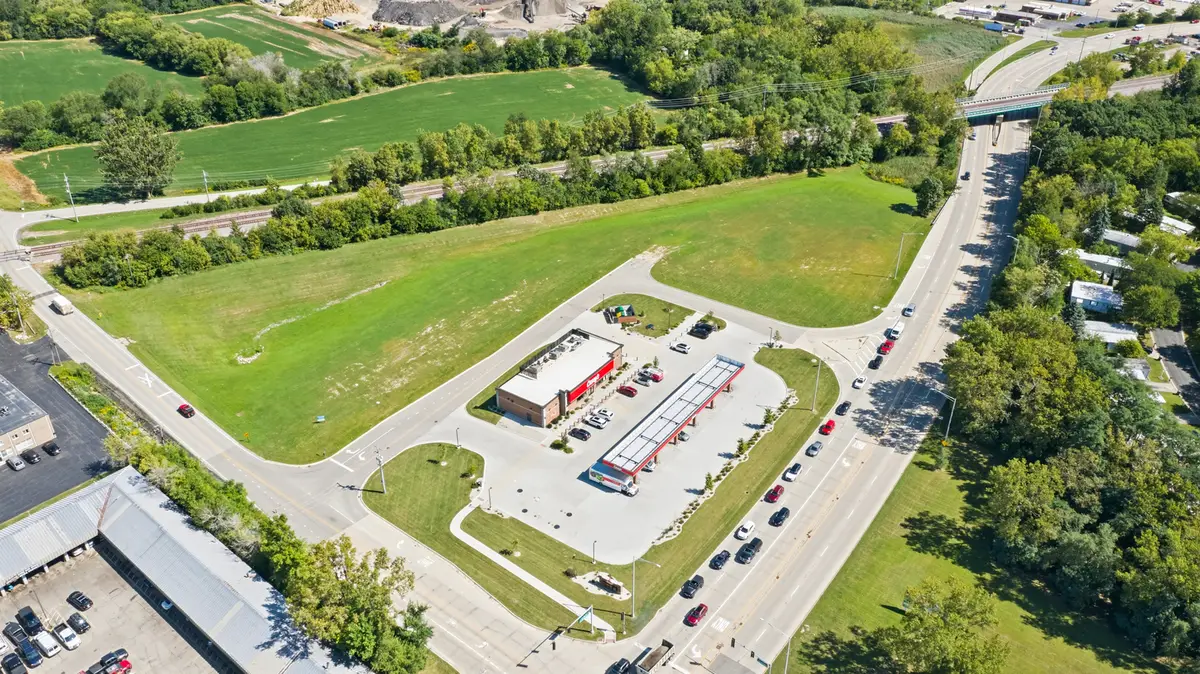 4220 Northwest Highway, Crystal Lake, IL 60014 - #1