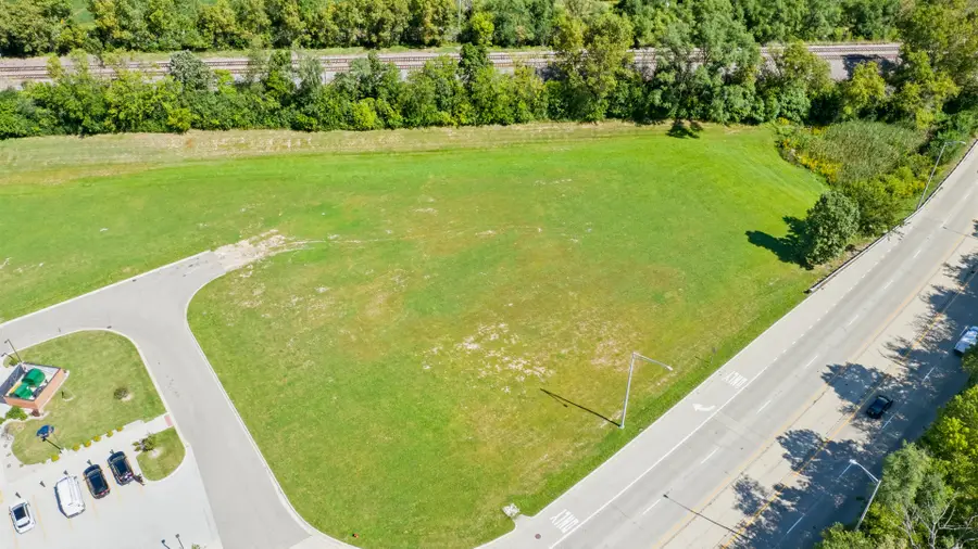 4220 Northwest Highway, Crystal Lake, IL 60014 - #2