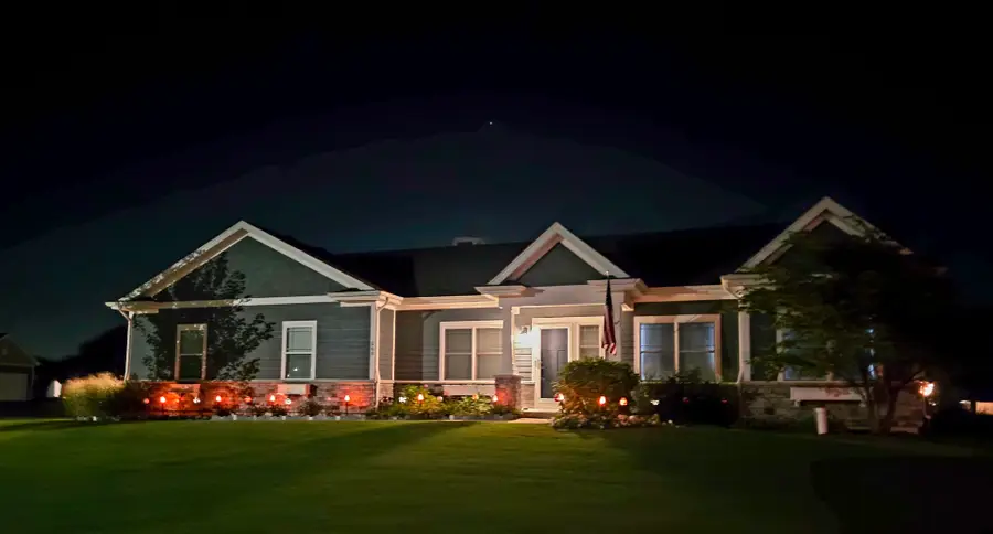 560 N Oak Street, Hinckley, IL 60520 - #2