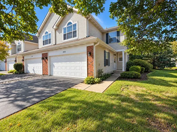 1932 Blackberry Lane, Hoffman Estates, IL 60169