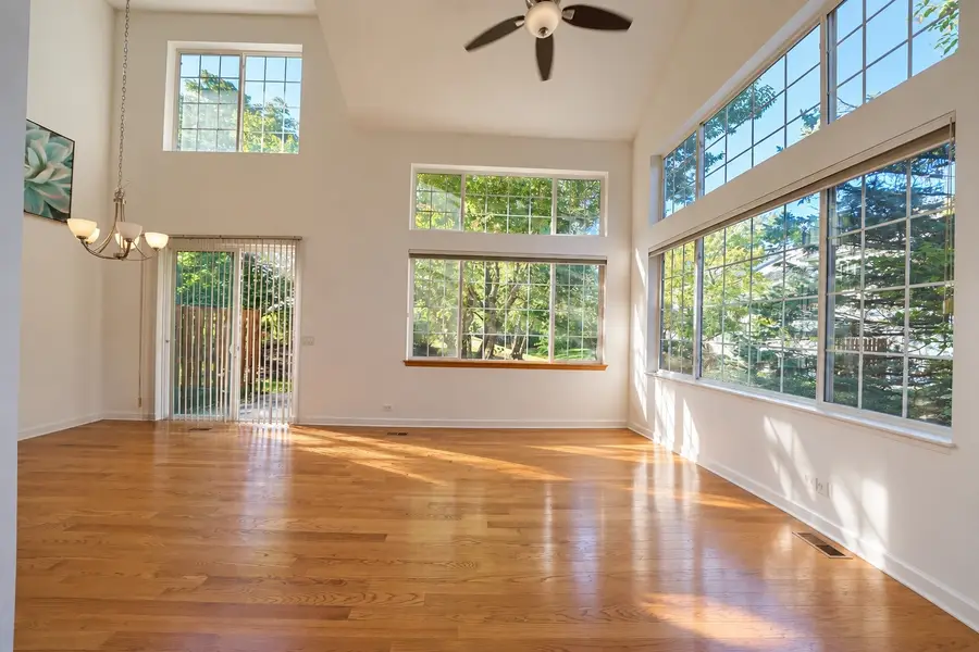 1932 Blackberry Lane, Hoffman Estates, IL 60169 - #2