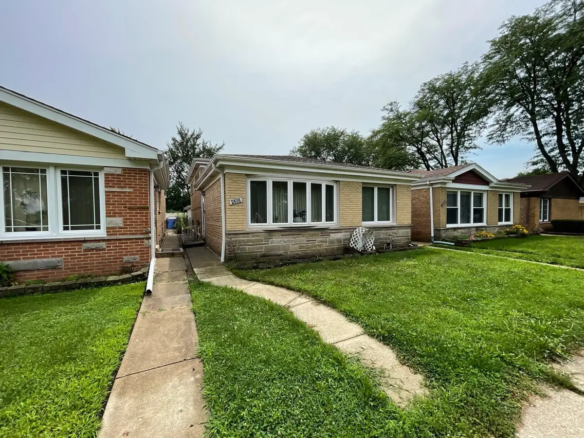 4253 W Devon Avenue, Chicago, IL 60646 - #1