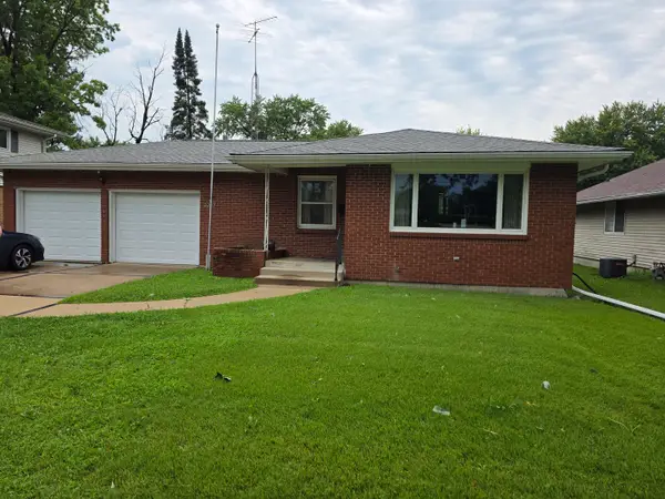 2207 16th Avenue, Sterling, IL 61081