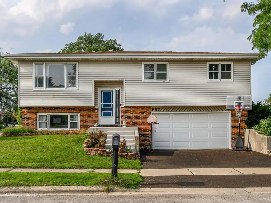 557 Delaware Trail, Carol Stream, IL 60188 - #2
