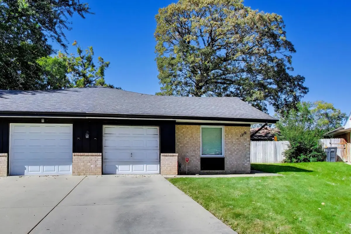 1316 Beverly Lane, Streamwood, IL 60107 - #1