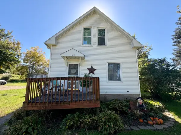 1815 22nd Avenue S, Clinton, IA 52372