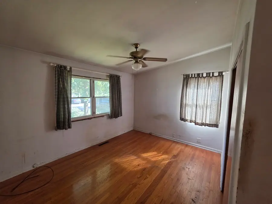 329 S 12th Street, Saint Charles, IL 60174 - #2