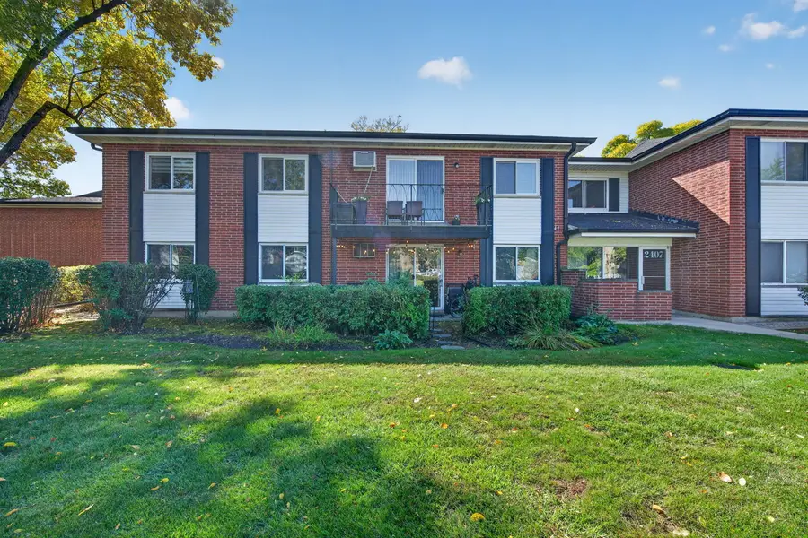 2407 E Brandenberry Court #1L, Arlington Heights, IL 60004 - #2