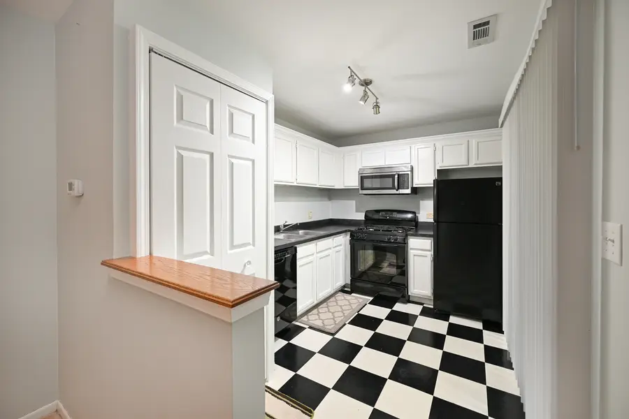 59 Gant Circle, Streamwood, IL 60107 - #2