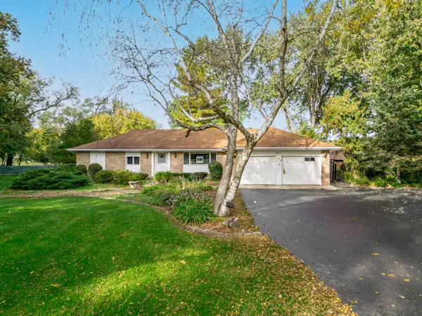 4917 Wayside Drive, McHenry, IL 60051