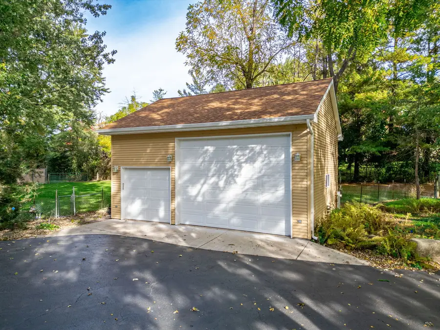 4917 Wayside Drive, McHenry, IL 60051 - #3