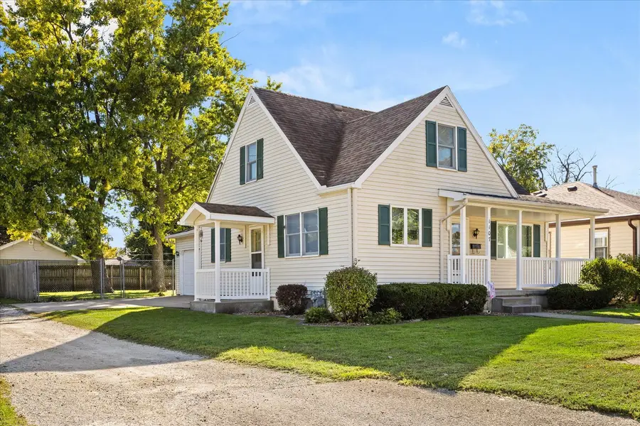 1107 W Bridge Street, Streator, IL 61364 - #3
