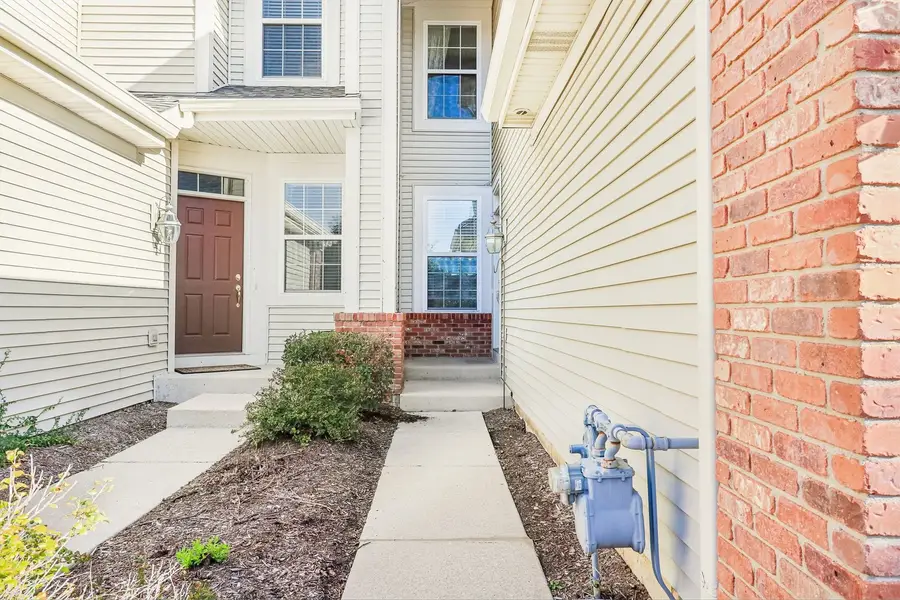 306 Remington Drive, Saint Charles, IL 60175 - #2