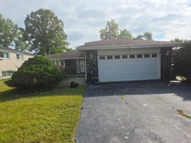625 E 173rd Street, South Holland, IL 60473 - #2