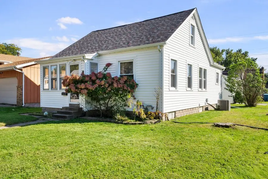 806 22nd Avenue, East Moline, IL 61244 - #2