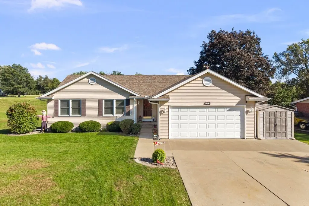 829 Fyre Lake Drive, Sherrard, IL 61281 - #1