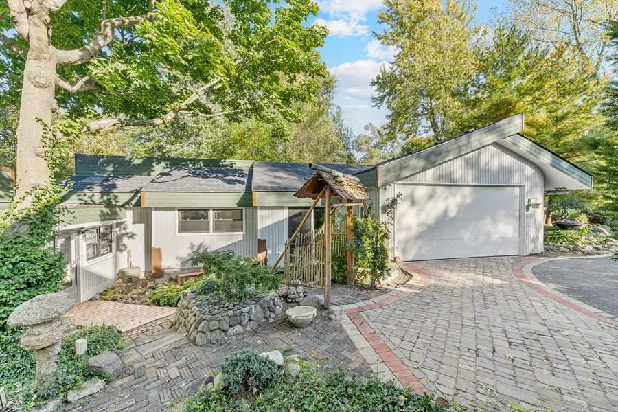 402 Channel Drive, Island Lake, IL 60042 - #2