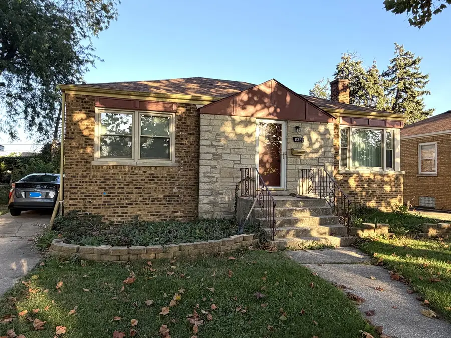 2321 S 24th Avenue, Broadview, IL 60155 - #3
