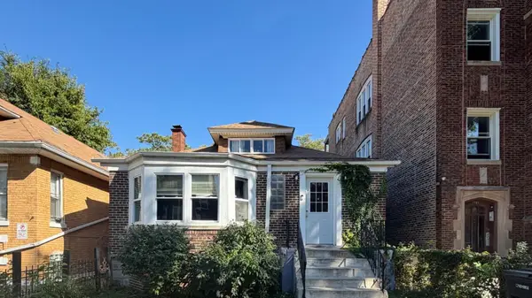 7735 S Colfax Avenue, Chicago, IL 60649